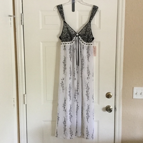 Linea Donatella Other - NWT-Linea Donatello 2 Piece Lingerie (Large)