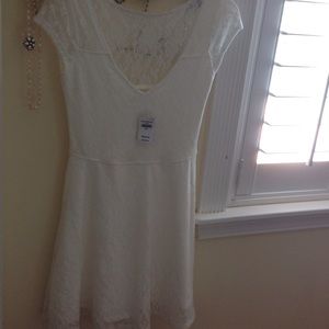 Hollister lace dress S new with tags