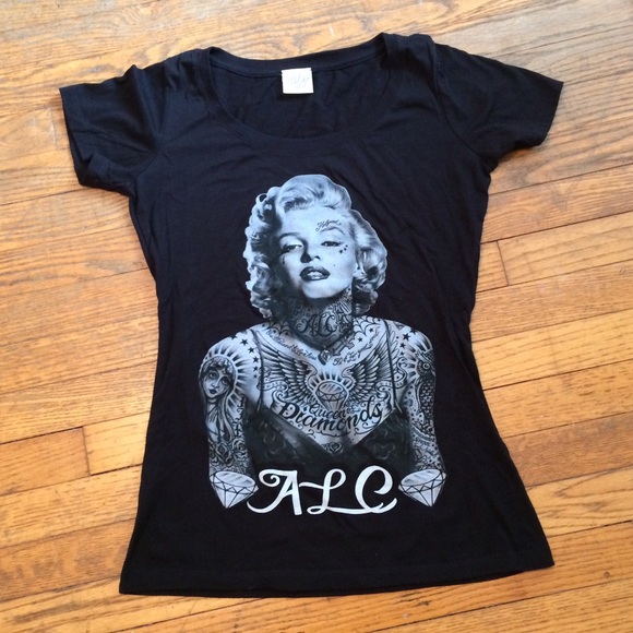 Hot Topic Tops - Marilyn Monroe Tee NWOT