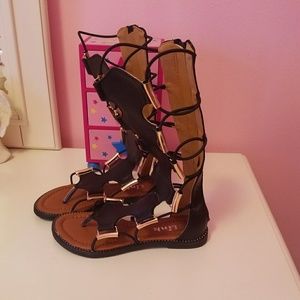 Girls size 11 youth gladiator sandals