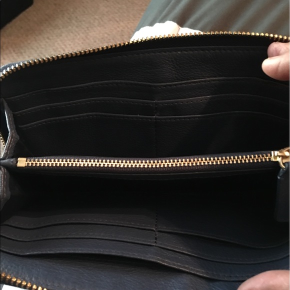 Tory Burch Amanda wallet in turquoise - Picture 3 of 4