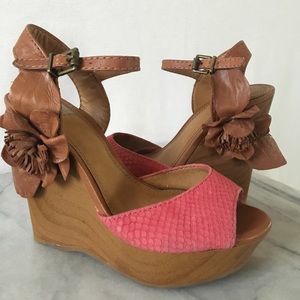 GiaNni BiNi plAtf0rm sAndAl