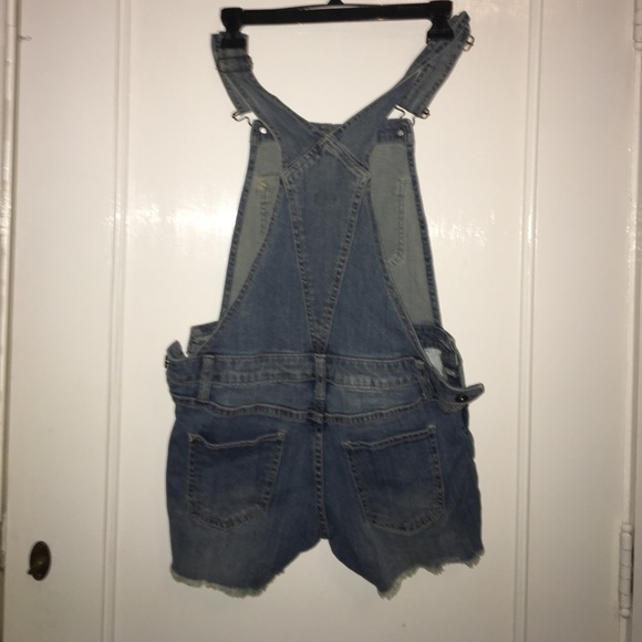 denim overalls - Picture 2 of 4