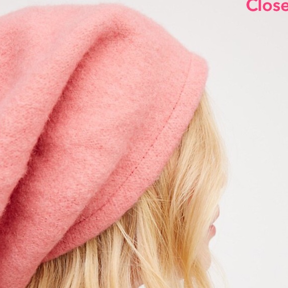 🌸Free People Slouchy Beret🌸 - Picture 5 of 5