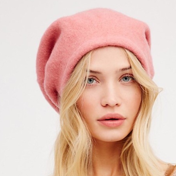 🌸Free People Slouchy Beret🌸 - Picture 4 of 5