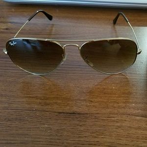 Ray Ban Aviator Classic Sunglasses