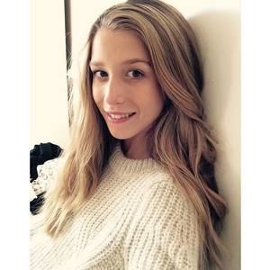 Meet your Posher, Helena