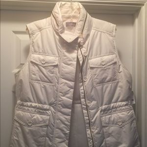 Liz Claiborne white puffer vest (never worn)