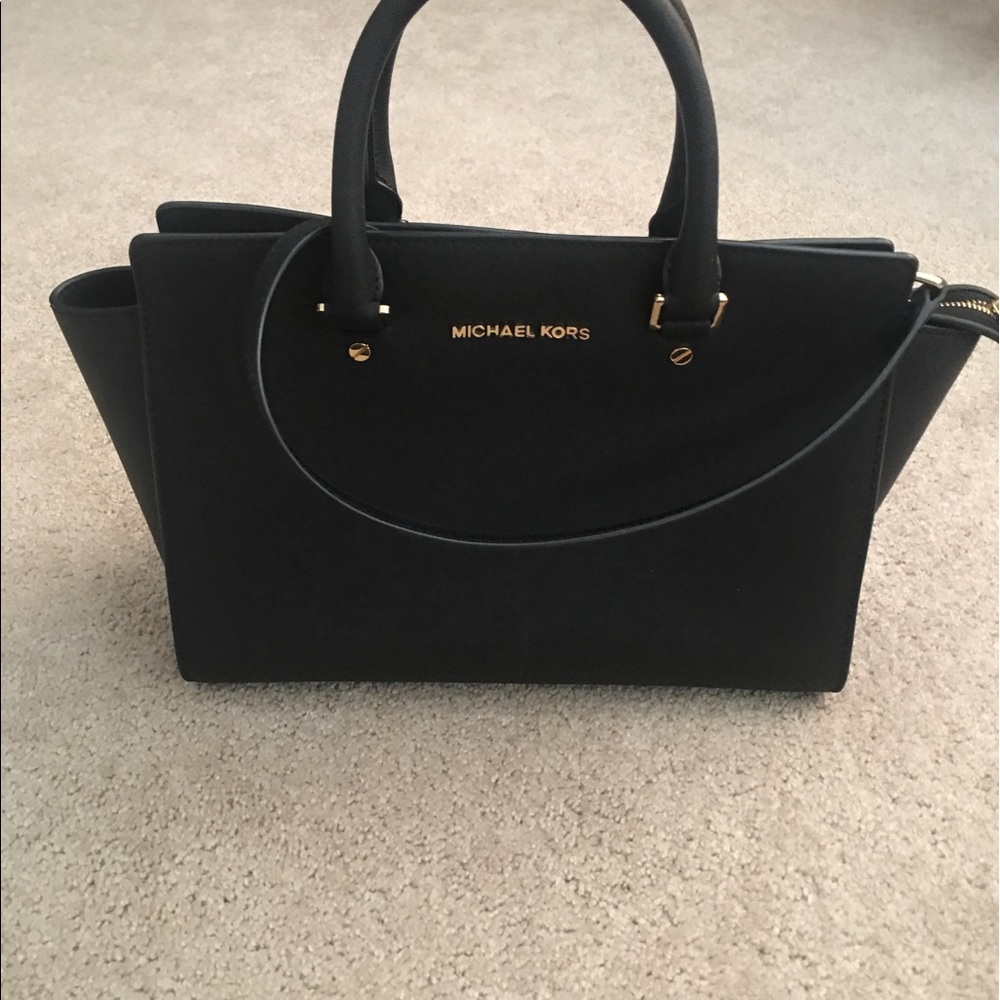 Large Michael kors Selma bag, 100% authentic