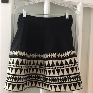 Cute black and white skirt