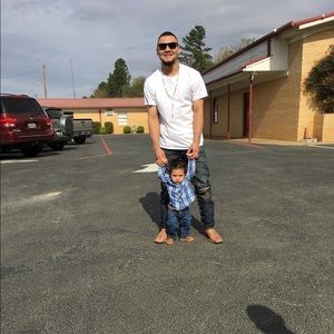 Meet your Posher, Carlos