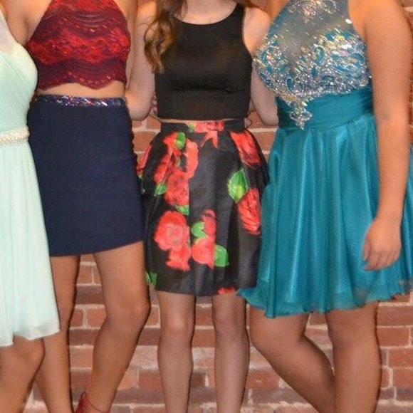 ❤️🖤 ROSEY 2-PIECE HOMECOMING DRESS // WORN ONCE - Picture 2 of 8