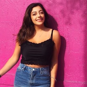 Meet your Posher, Alexandra