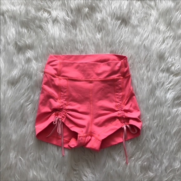 lululemon athletica Pants - Lululemon Shorts Reposh! (: