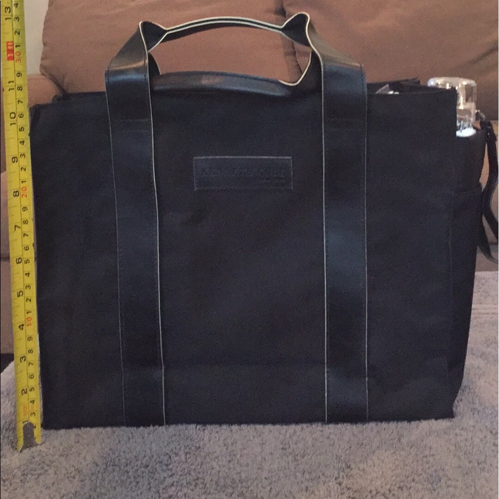 Kenneth Cole Tote Bag with Umbrella, NWOT