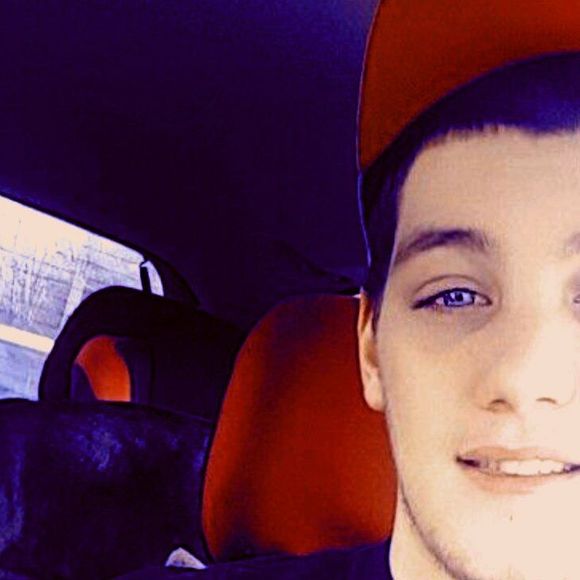 Meet your Posher, Rj - Picture 1 of 1