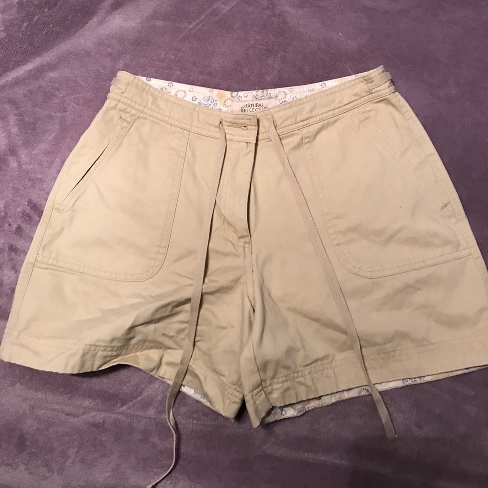 Ladies Khaki shorts size 8
