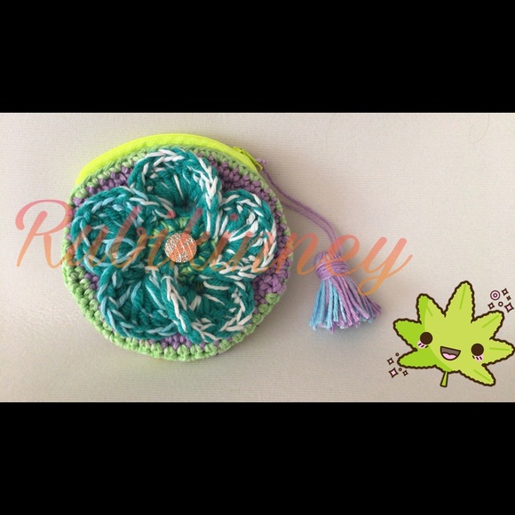 Handmade pouch - Picture 2 of 3