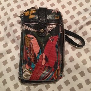 Sakroot wristlet