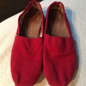 Red toms