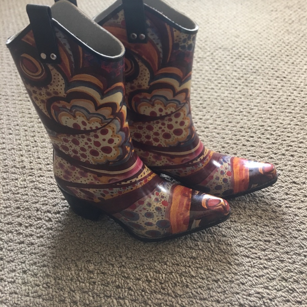 Rain boots