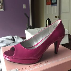 Hot Pink Bandolino Summer Pumps