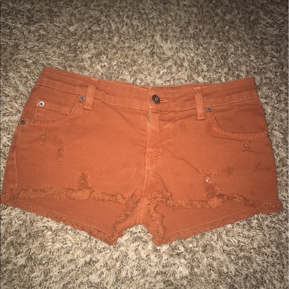 LF Stores Carmar burnt orange jean shorts - Picture 1 of 2