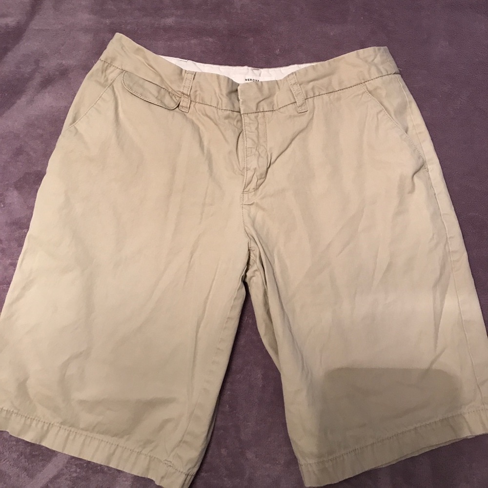 Ladies Merona Khaki shorts size 10