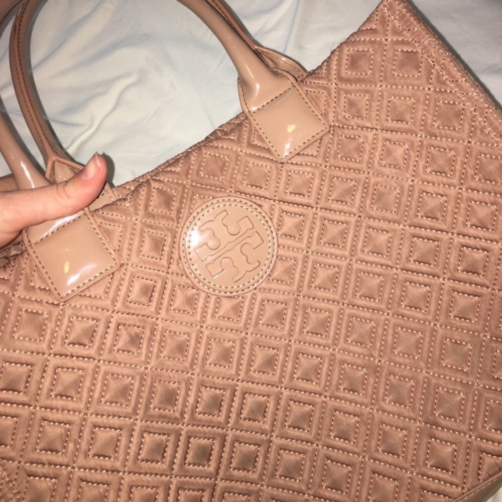 Tory butch Ella quilted tote