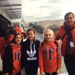 Meet your Posher, Lizzy