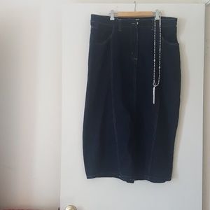 Super cute - Kick-y in the back