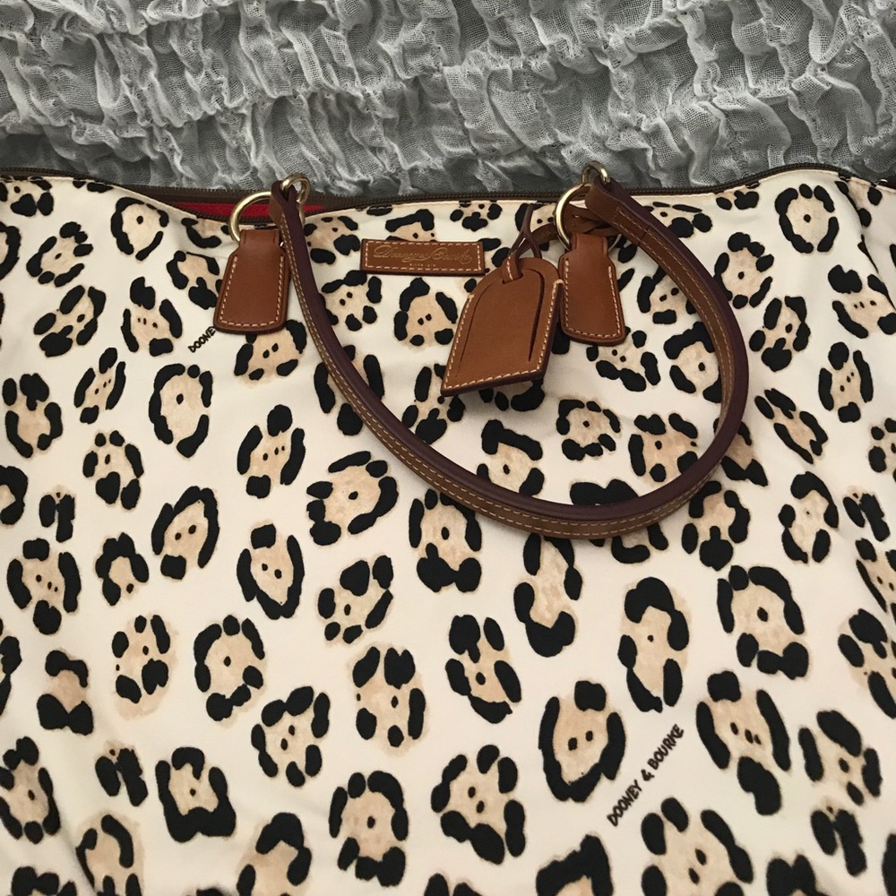Dooney and Bourke animal print fabric/leather bag! - Picture 6 of 6