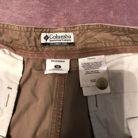 Ladies Columbia cargo shorts - Picture 3 of 5
