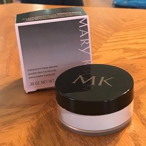 Translucent loose powder