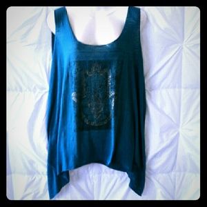 *Host Pick* Maurices Sharkbite Tank
