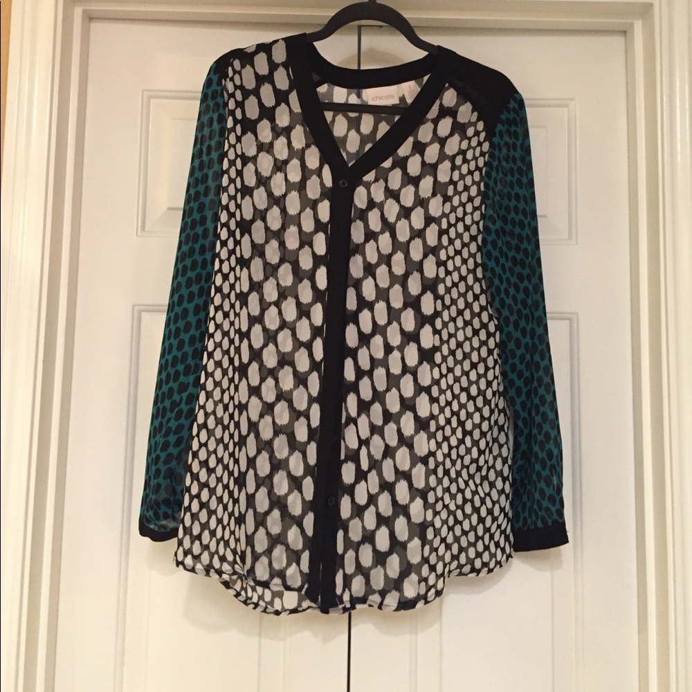 Chico's Long sleeve shirt.  Chico's Size 1=size 8