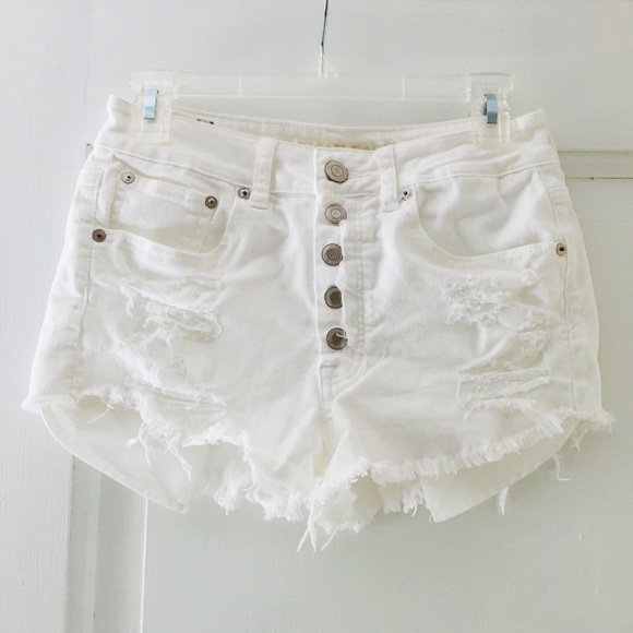 White High Rise Shorts - Picture 1 of 3