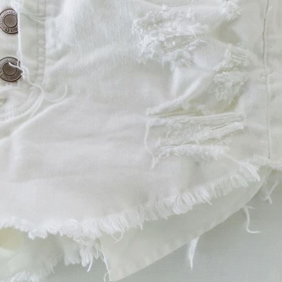 White High Rise Shorts - Picture 2 of 3