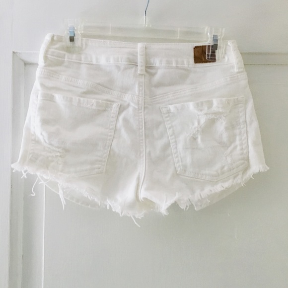 White High Rise Shorts - Picture 3 of 3
