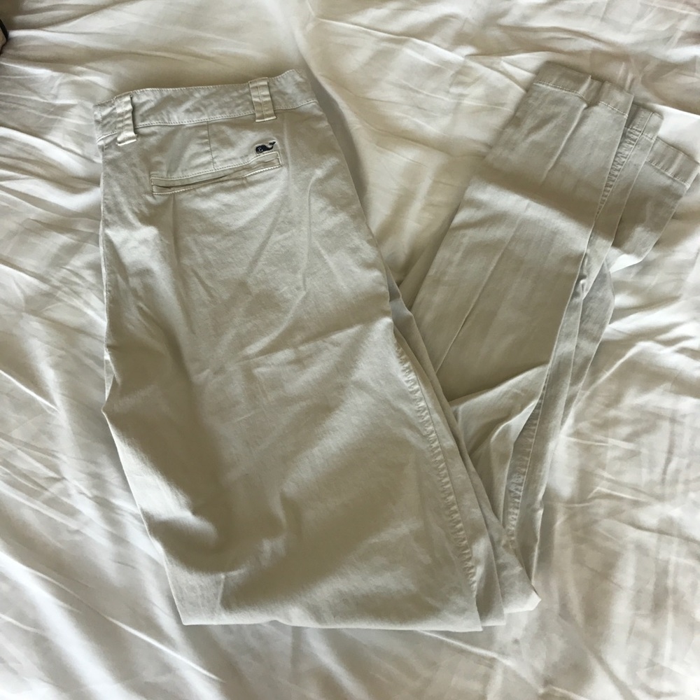 Vineyard Vines khaki slimmer pant