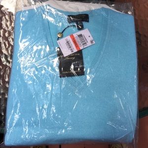 100% Cashmere Charter Club sweater