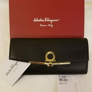 STILL AVAILABLE FERRAGAMO Gancino