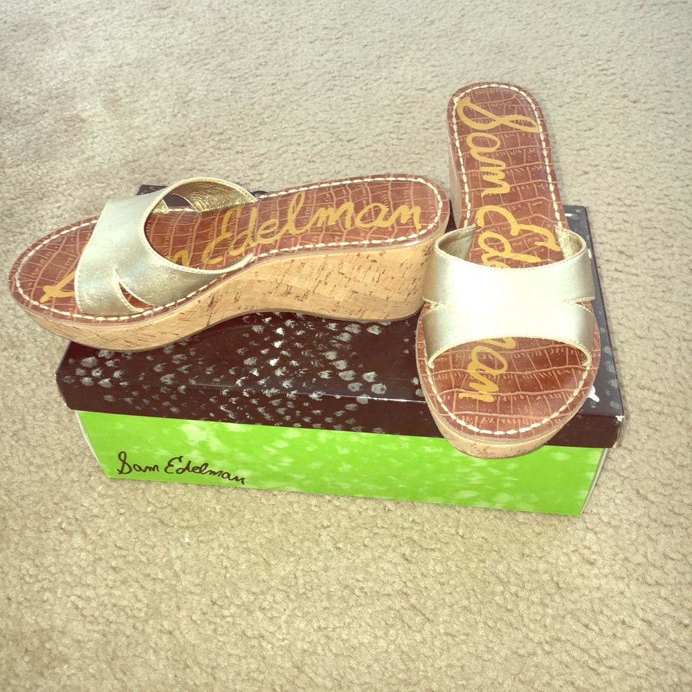 Lea light gold Sam Edelman sandals
