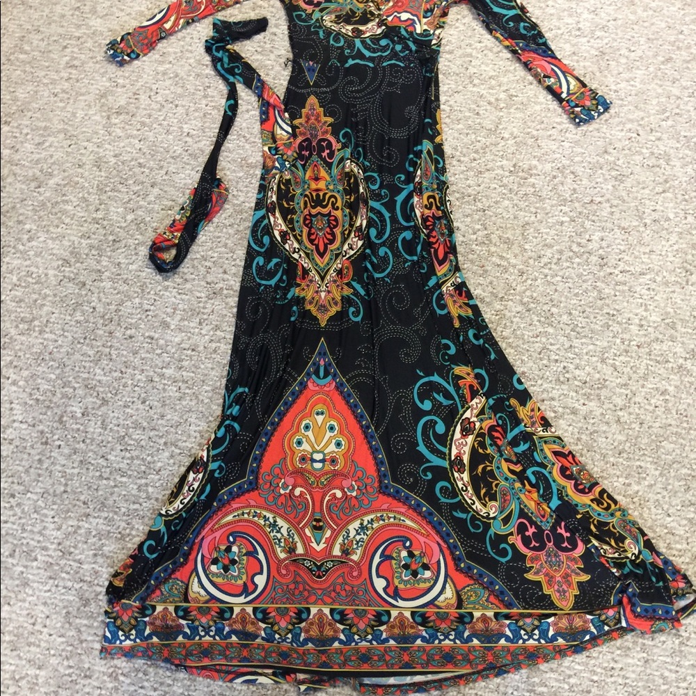 Size small maxi modest dress