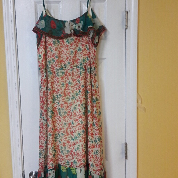 **REDUCED ***Gorgeous goddess style sundress - Picture 6 of 6