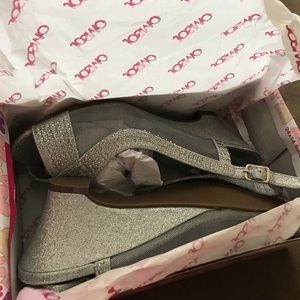 NWT Girl's Peep Heels