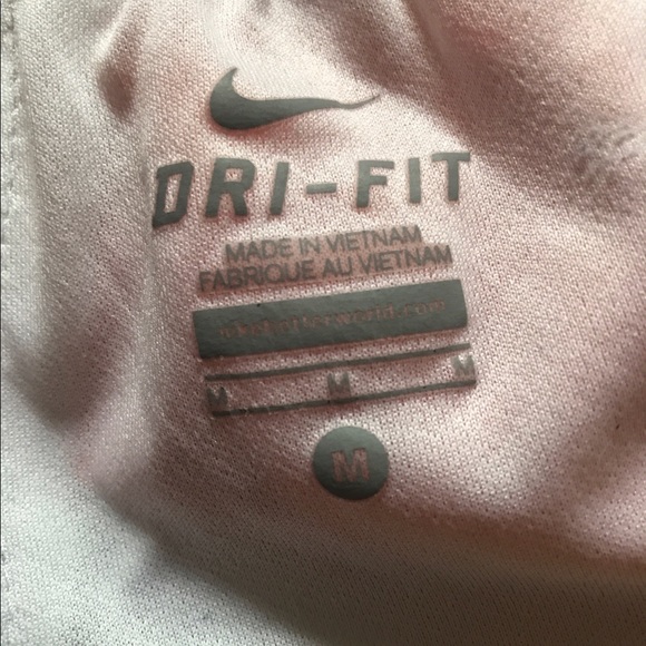 Dri-Fit Nike shorts - Picture 2 of 3