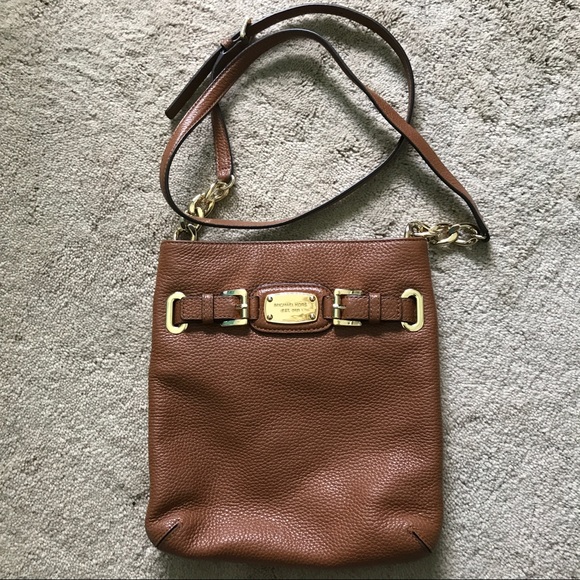 Michael Kors Handbags - Michael Kors Crossbody