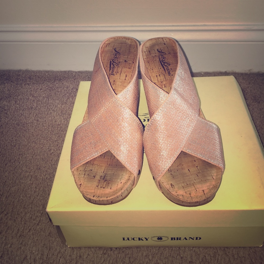 Lucky Brand sandals