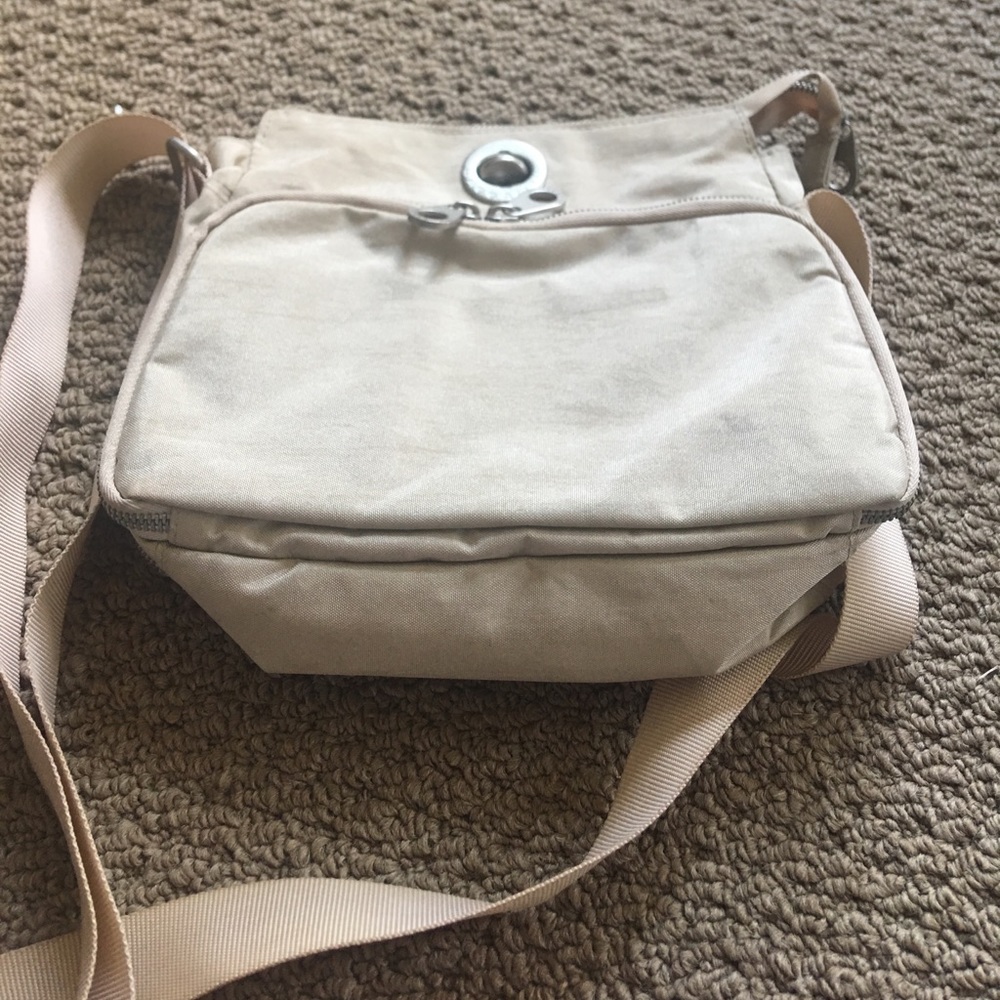 Baggalini purse